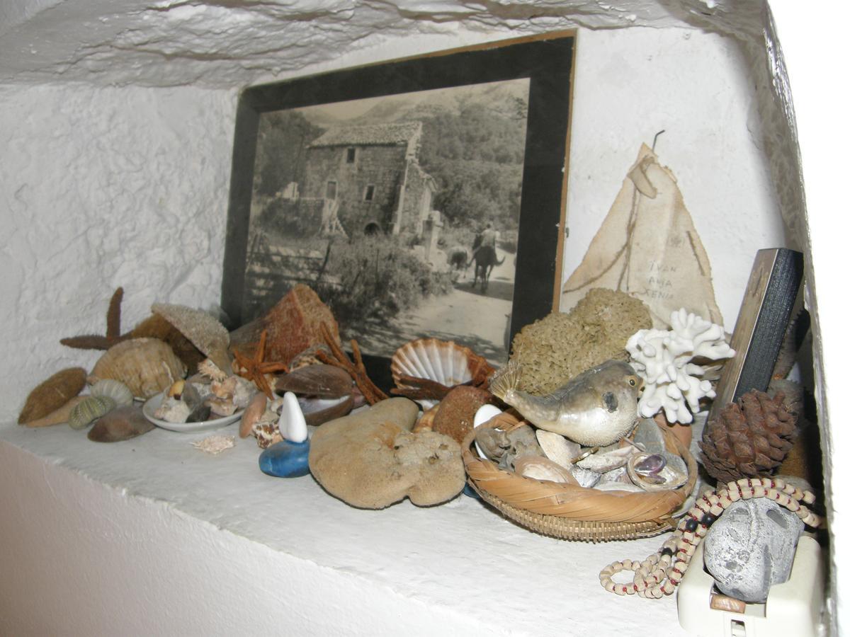 Villa Stone House In Buljarica à Petrovac Extérieur photo